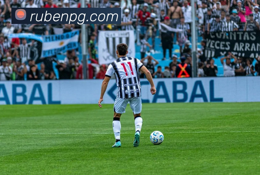 pg官网APP 体育赛事宣传图